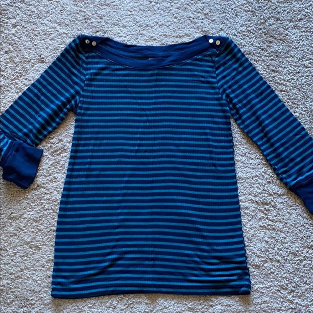 Anthropologie Akemi + Kin 3/4 sleeve top